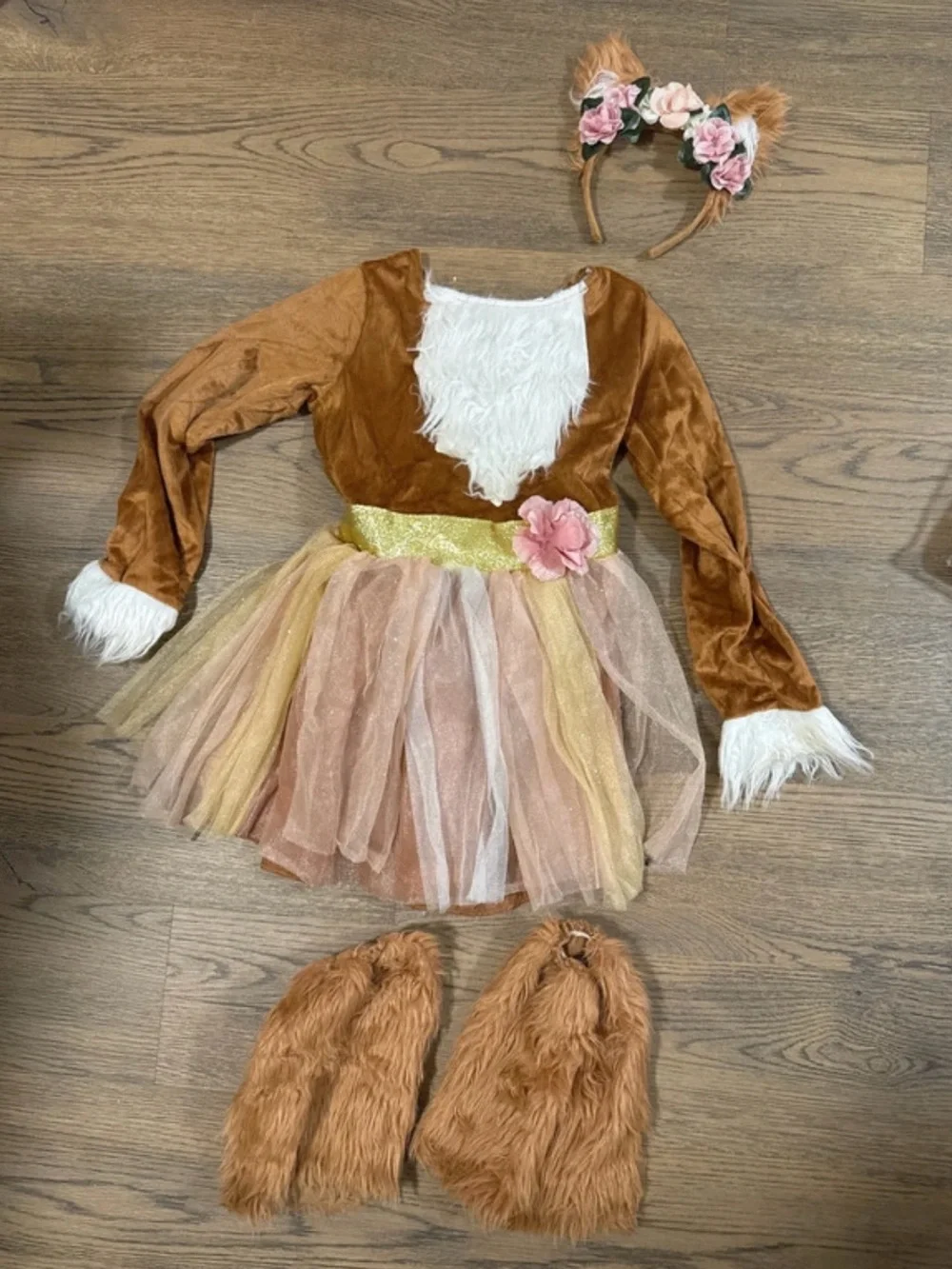 Shimmer Fox girls Halloween Costume - Brown & Cream size M 8/10
